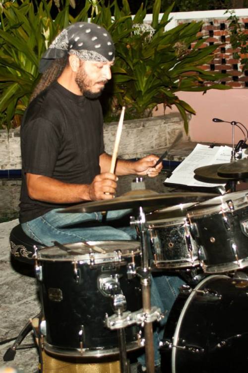 kevin-dean-on-drums-at-jazz-at-jacaranda_n